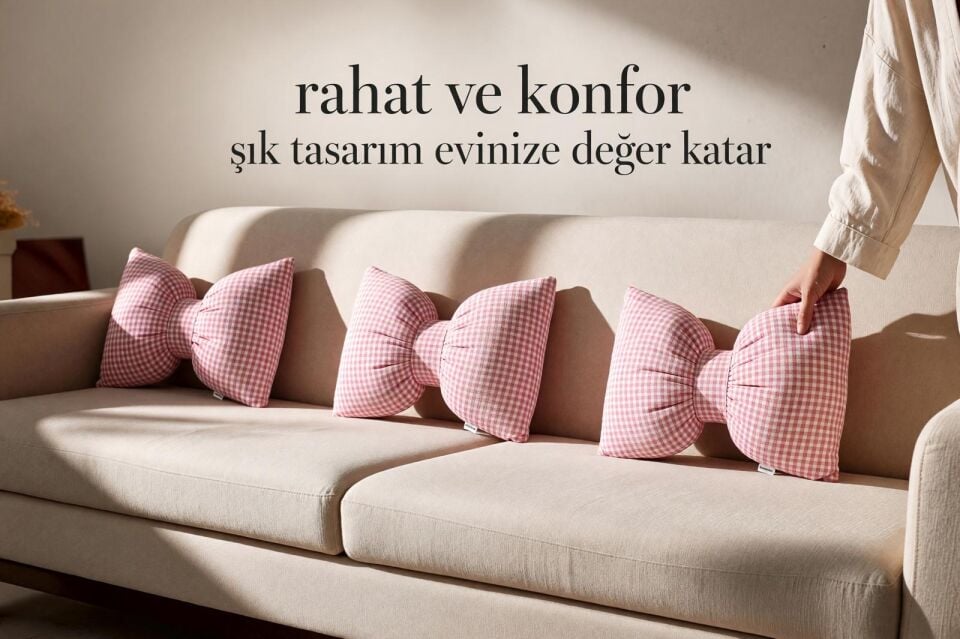 Pembe Beyaz Kareli Fiyonk Tasarımlı Bel Destek Yastığı